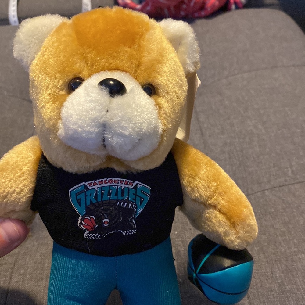 Vintage Vancouver Grizzlies NBA Stuffed Teddy Bear Plush Toy *New with Tags* 90s - Picture 4 of 12